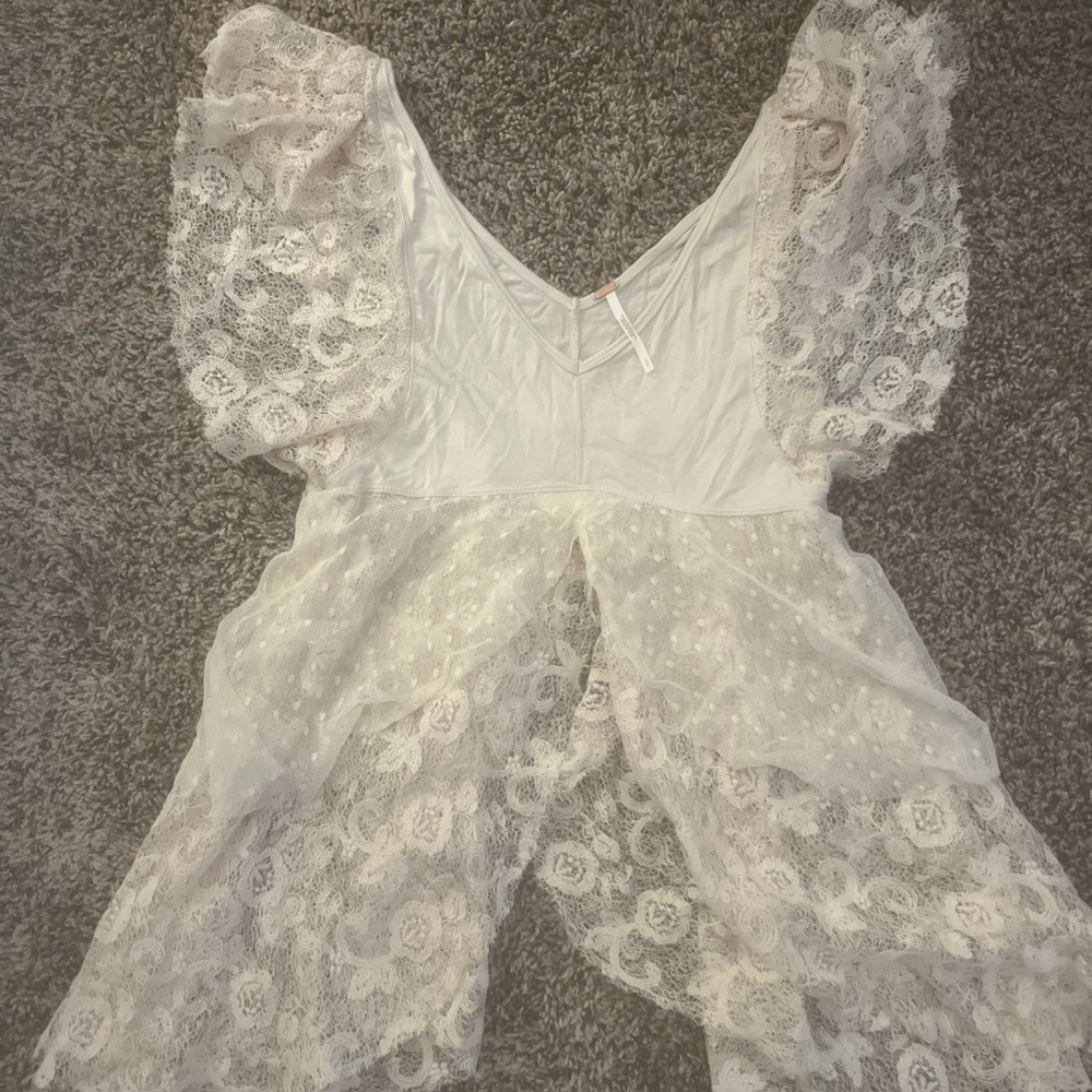 Free People Shirt. Lace. tule, ballet core, cottage core, coquette. Frilly. Cute